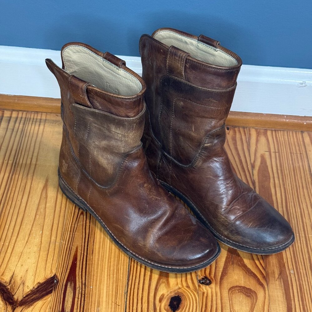 Frye Paige Short Western Boot - Brown - Size 6